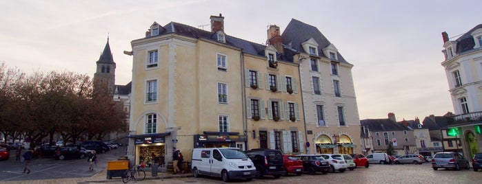 Place de la Trémoille is one of Laval.