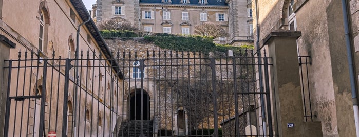 Château de Montfort is one of Villes, Villages & Sites Pittoresques.