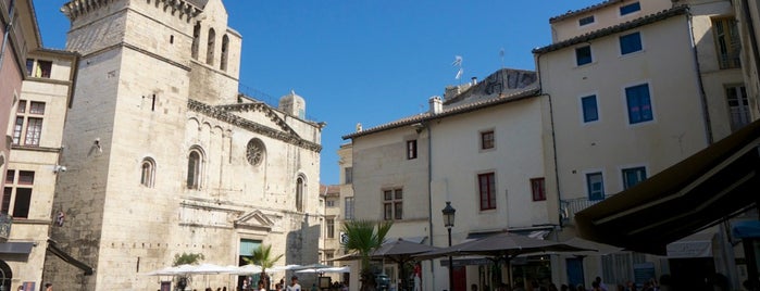 Place aux Herbes is one of Nîmes.