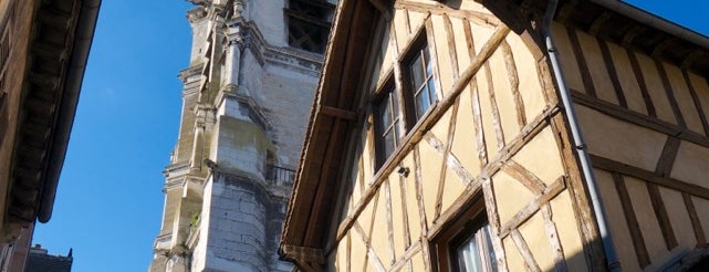 Église Sainte-Madeleine is one of Troyes.