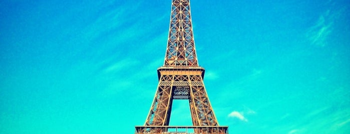 마르스 광장 is one of Paris!!!.