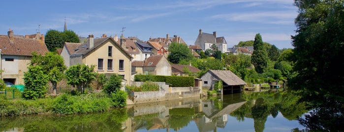 Beaumont-sur-Sarthe is one of Villes, Villages & Sites Pittoresques.