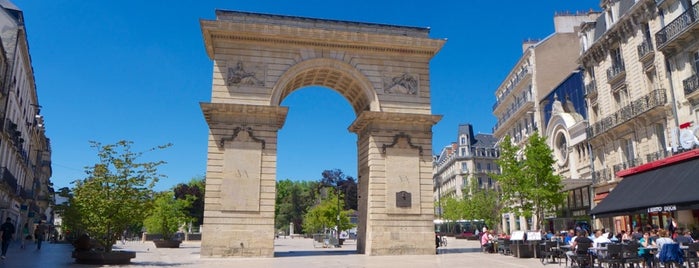 Porte Guillaume is one of Dijon.