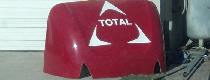 USX/Total is one of USX TERMINALS.