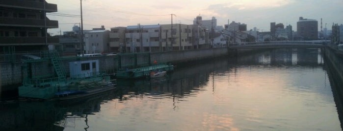 城運橋 is one of 橋.