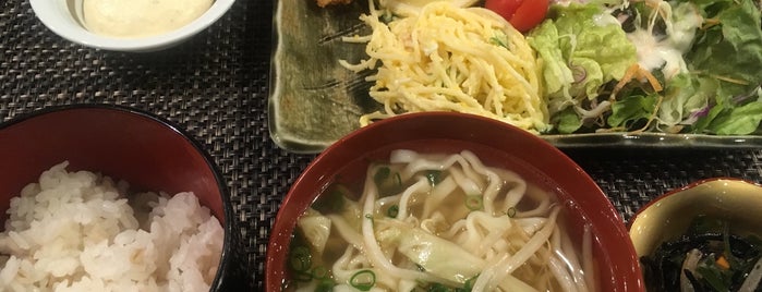家庭料理と酒肴 すず菜 is one of dining.