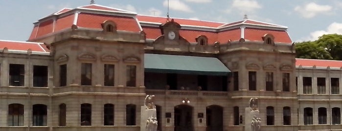 Escuela Militar De Ingenieros is one of Locais curtidos por Crucio en.