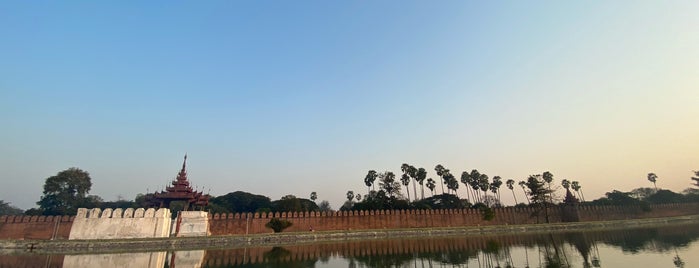 Mandalay Palace is one of BIRMANIE.