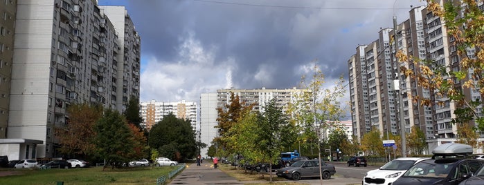 15-й микрорайон is one of Зеленоград.