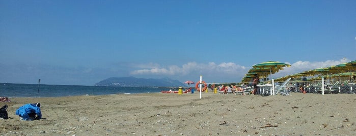 Spiaggia di Terracina is one of Locais curtidos por Daniele.