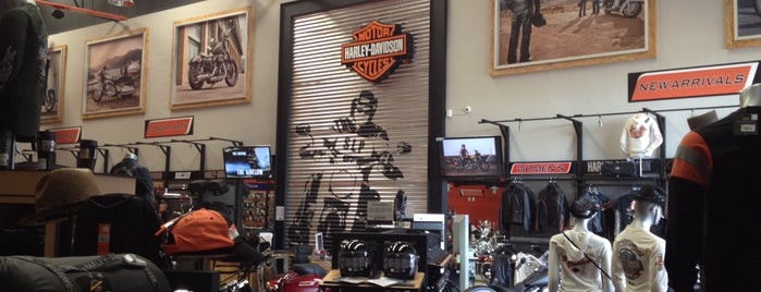 Harley Davidson SLP is one of Gerry : понравившиеся места.