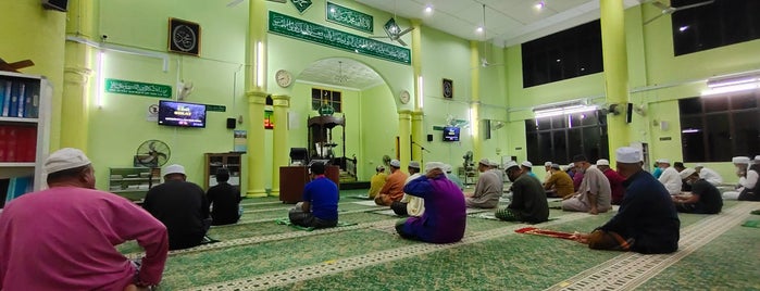 Masjid Padang Embon is one of Masjid & Surau, MY #3.