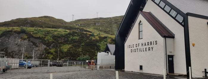 Harris Distillery is one of Orte, die Alex gefallen.