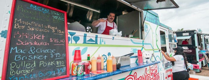 Lunch Station Foodtruck is one of Delicias Gastronómicas.