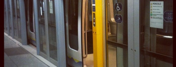Metro Lingotto (M1) is one of Emerson'un Kaydettiği Mekanlar.
