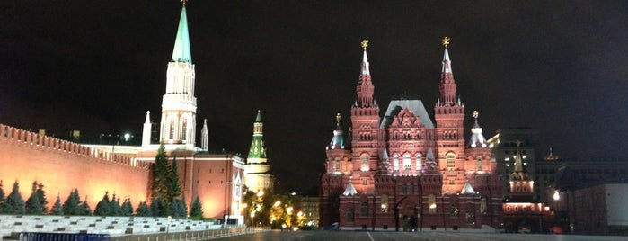 Red Square is one of м..