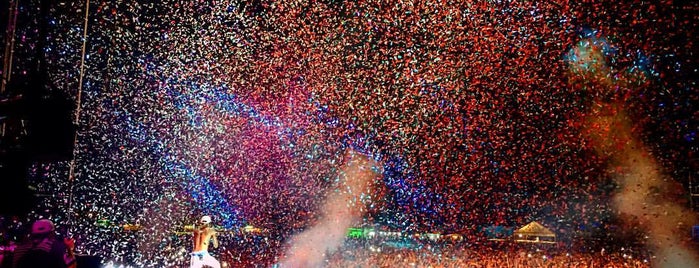 Weekend Beach Festival is one of Alberto'nun Beğendiği Mekanlar.