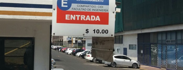 Estacionamiento De Ingeniería is one of Estacionamento.