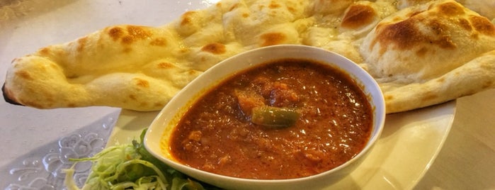 白金カレービストロZ is one of Restaurant.