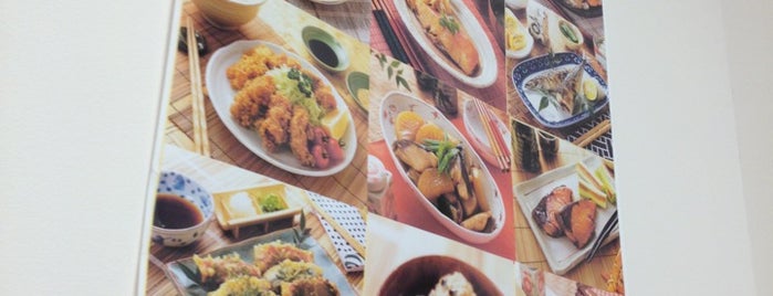 築地勝鬨寿司 恵比寿店 is one of Hide's Top Picks for FOOD around the World.