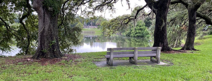 Lake Lawsona Park is one of Orlando.