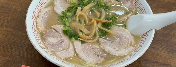 味の三平 is one of ラーメン 行きたい.