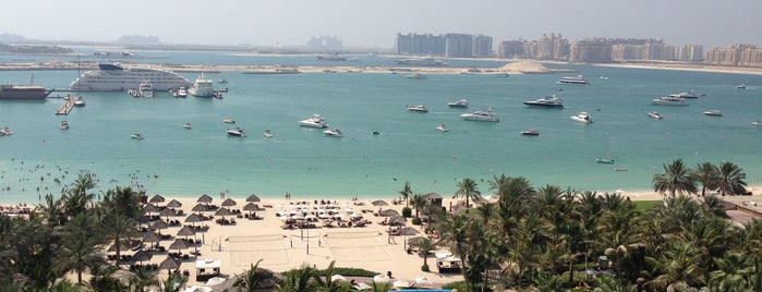 Le Méridien Mina Seyahi Beach Resort & Marina is one of Дубай.