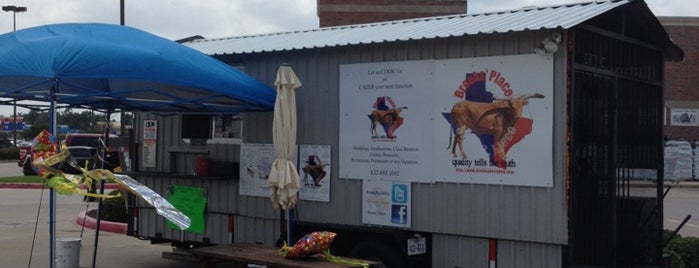 Brooks Place BBQ is one of Texas Monthly Top 50 BBQ Joints In The World 2013.