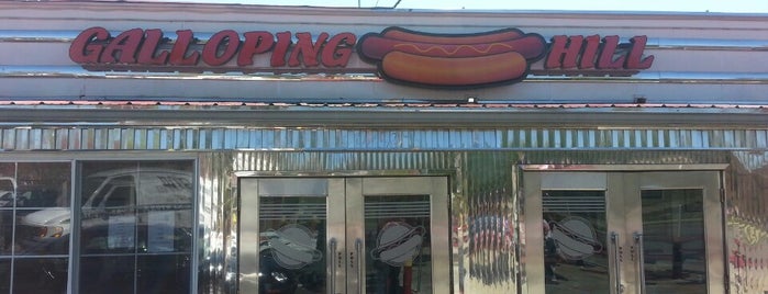 Galloping Hill Inn is one of Hot Dogs 4.