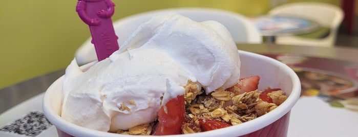 Menchie's is one of To try - Peninsula.
