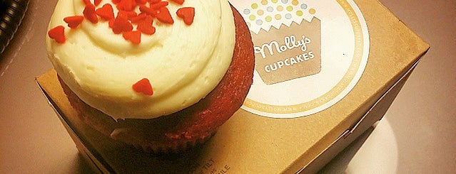 Molly's Cupcakes is one of Bric à brac USA.