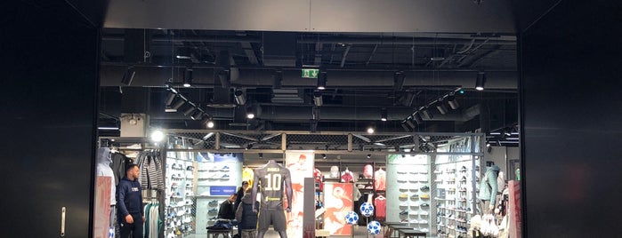 adidas is one of C.C Aéroville.