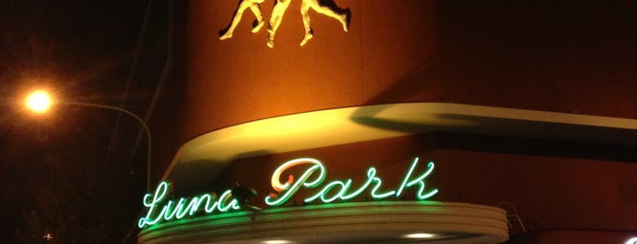 Luna Park is one of CABA.