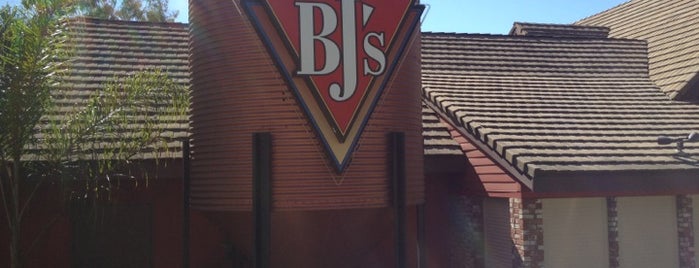BJ's Restaurant & Brewhouse is one of Favorite Food Stops.