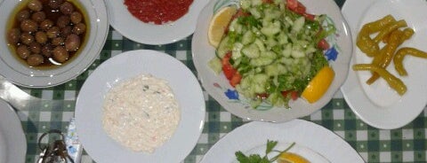 Darkale Alabalik Restaurant is one of Gökçe'nin Kaydettiği Mekanlar.