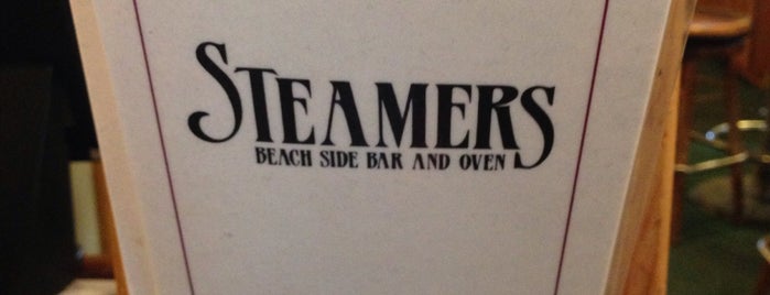 Steamers Beach Side Bar and Oven is one of Best places ever.