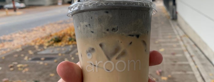 Aroom Coffee is one of Lugares favoritos de Jay.