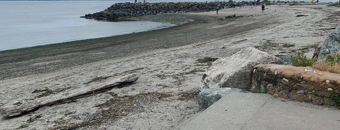 Brackett's Landing is one of Lieux qui ont plu à Mark.