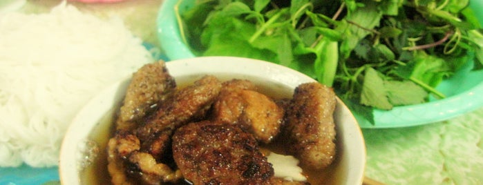 Bún Chả Đắc Kim is one of Hanoi food lover.