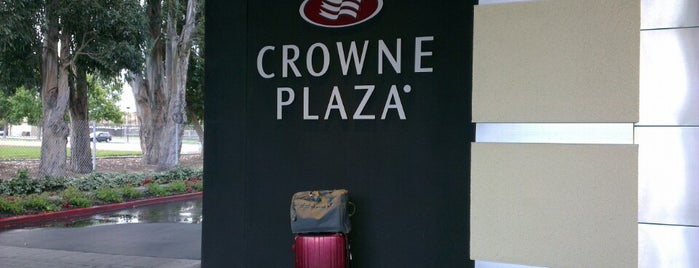 Crowne Plaza San Francisco Airport is one of Martin’s Liked Places.