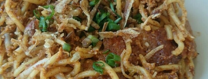 Mee Goreng Mamak is one of sg petani.