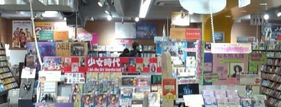TOWER RECORDS is one of Yusukeさんのお気に入りスポット.