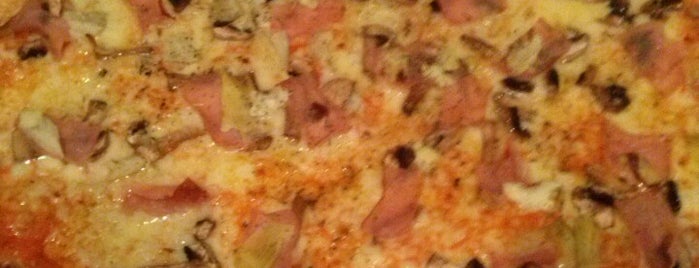 Le Pizzaiolo is one of Locais salvos de Letty.