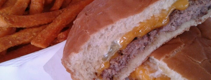 Southwell's Hamburger Grill is one of Roadtrip Favorites!.