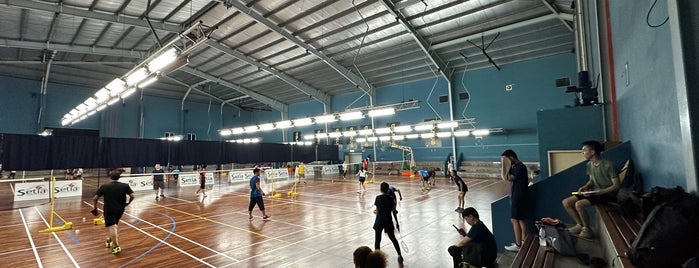 Setia Badminton Academy is one of สถานที่ที่ ꌅꁲꉣꂑꌚꁴꁲ꒒ ถูกใจ.