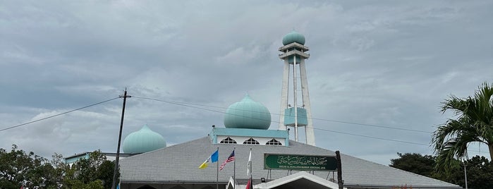 Masjid Jamek Seberang Jaya is one of Masjid & Surau #5.