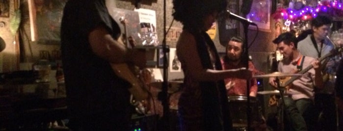 Adhere the 13th Blues Bar is one of Prangieさんのお気に入りスポット.
