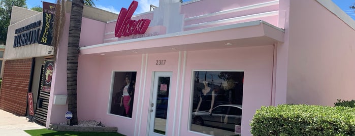 Vixen By Michelle Pitt is one of West Coast 2019.