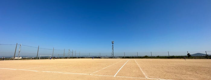 神戸フットボールパーク岩岡 is one of 行きたいところ.