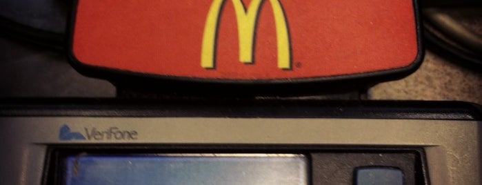 McDonald's is one of Lynn : понравившиеся места.